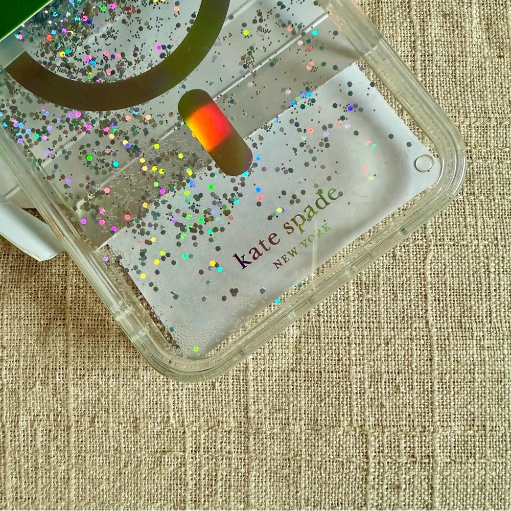 KATE SPADE New York iPhone 15 Pro Max Case Liquid Glitter MagSafe Ready NWOT - Picture 3 of 3